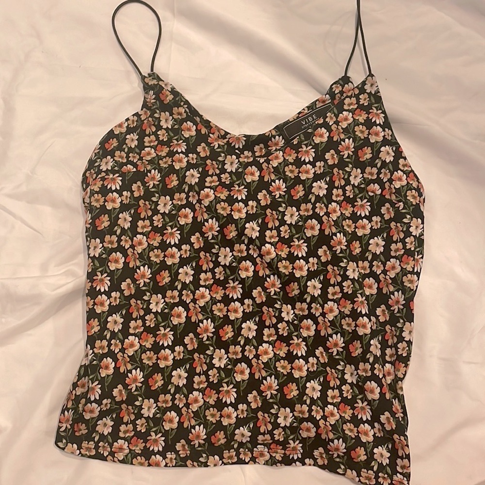Floral longer crop top